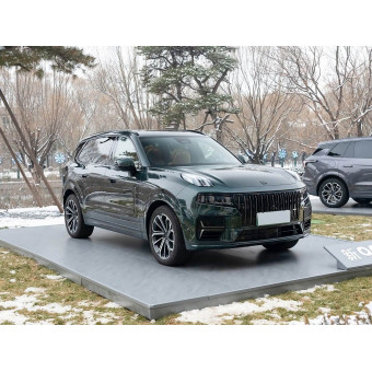 Lynk & Co 09 EM P